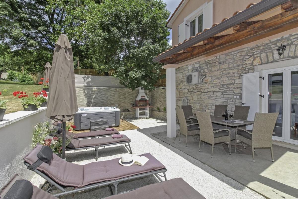 Villa Tiffany in Grabri  Barban Exterior foto